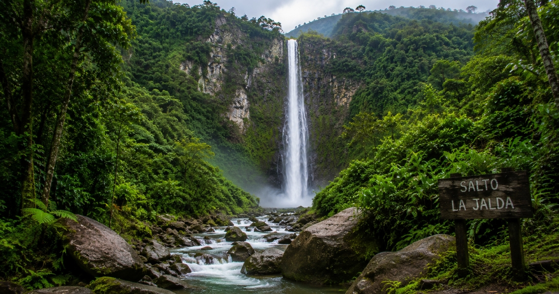 Salto La Jalda: la cascada más impresionante del Caribe